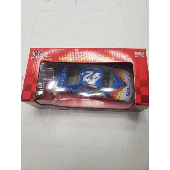 1997 Racing Champions 1:24 Scale Diecast Joe Nemechek #42 BellSouth Chevrolet MC - Picture 2 of 8